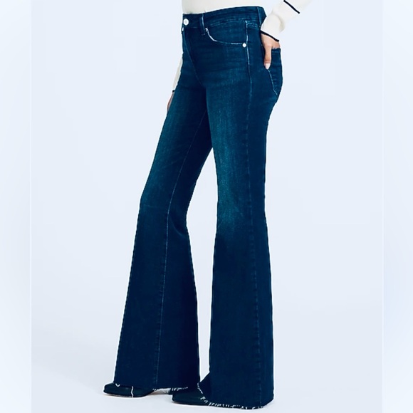 Express 70's Flare Midrise Flexx Hyper Stretch with Raw Hem in Dark Wash Small L - Picture 3 of 10